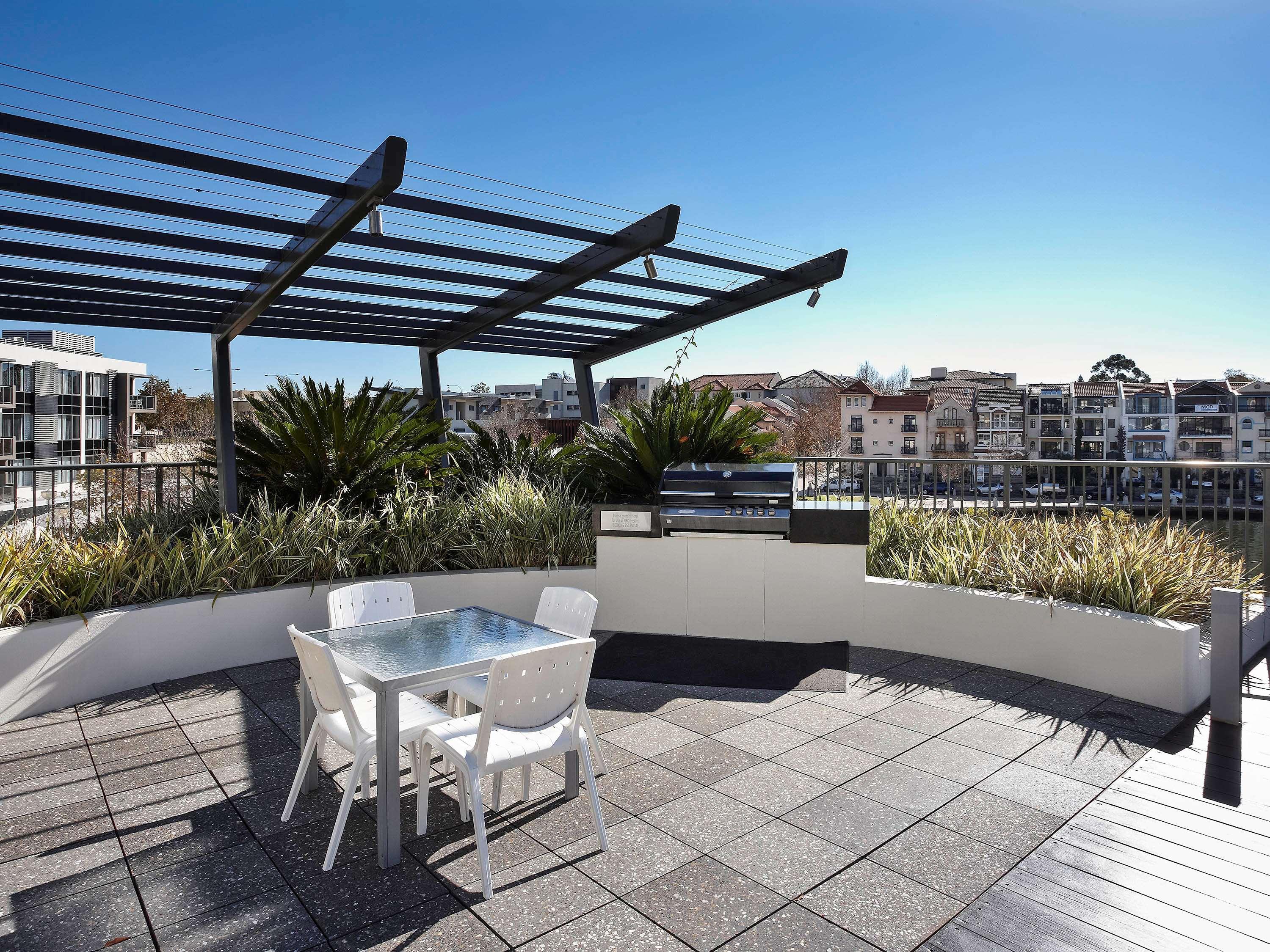 East Perth Suites Hotel Exterior foto