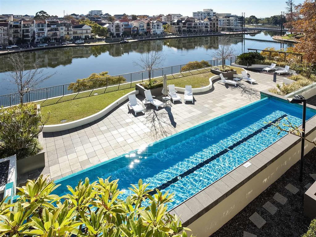 East Perth Suites Hotel Exterior foto