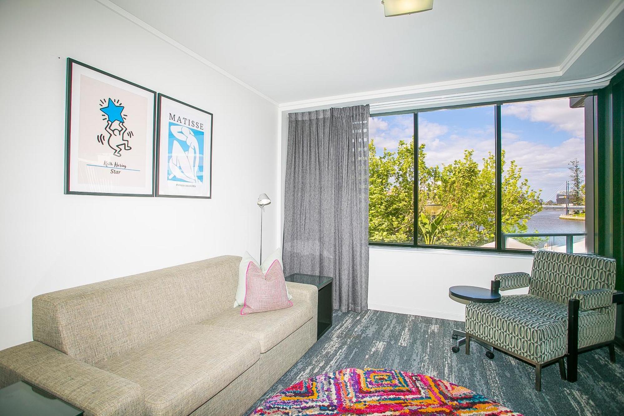 East Perth Suites Hotel Exterior foto